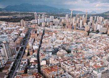 Diez empresas de Benidorm optarán por primera vez al distintivo Sicted