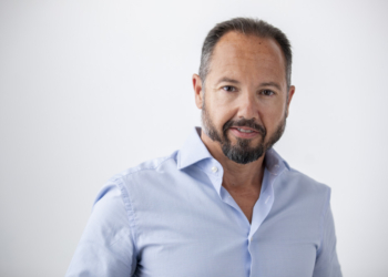 «Somos la única opción que hará a los valencianos libres y orgullosos de sus tradiciones»