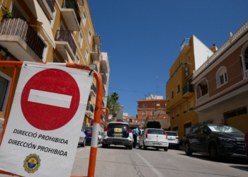 El Gobierno Municipal desbloquea la Calle Gabriel Miró que vuelve a estar abierta al tráfico