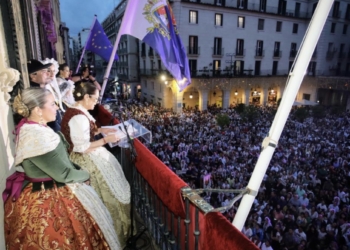 Hoteles y apartamentos tienen ya el 90% de las plazas reservadas para Hogueras