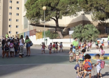 Abierta la matrícula para la ‘Escuela de Verano’, que este año se ubica en el CEIP Puig Campana
