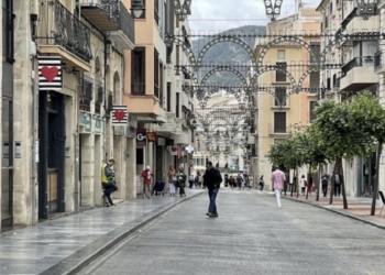 Alcoy presenta una programación de magia y teatro en la calle para toda la familia
