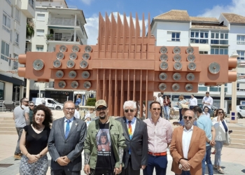 “Atalaya Terra”, del escultor Víktor Ferrando, ya luce en el Paseo de Altea