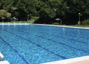 Deportes abre la Piscina Municipal exterior
