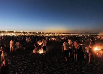 Unos 500 efectivos municipales trabajan para que la ciudadanía disfrute la noche de San Juan