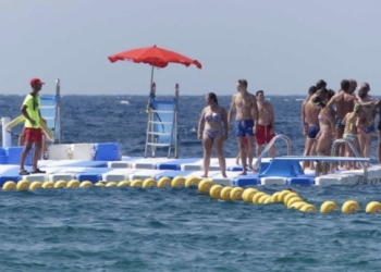Benidorm adjudica las actividades lúdicas en las playas