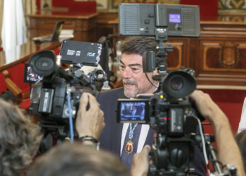 Luis Barcala, reelegido alcalde de Alicante: “Gobernaré para todos, por y para nuestra ciudad”