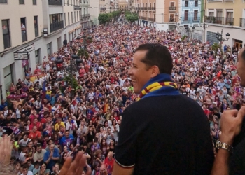 El alcalde Rubén Alfaro recibe a la plantilla, técnicos y directiva del Deportivo Eldense