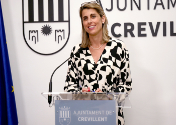 Lourdes Aznar da a conocer el reparto de concejalías del nuevo equipo de Gobierno