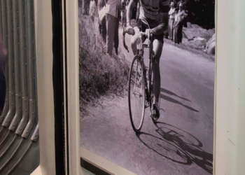 Renfe expone a bordo de un Alvia Madrid- Bilbao una selección fotográfica con los éxitos del ciclismo español en el Tour de Francia