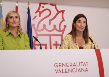 El Consell acuerda prorrogar la reducción del 50 % en los precios del transporte y la vigencia del Abono Temporal Gratuito para jóvenes