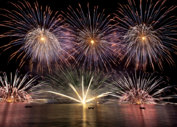 El Castell de l’Olla pone en manos de Vulcano el mayor espectáculo pirotécnico del Mediterráneo