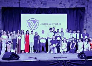 Merecido reconocimiento a destacados jóvenes de Santa Pola