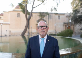 «Para nosotros es un honor muy grande representar estos cargos»