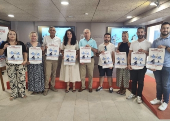 Alicante recrea el siglo XVI con el Gran Desembarco Moro en El Postiguet