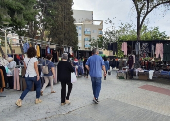 Elda y Fobesa diseñan un nuevo protocolo de limpieza en los mercadillos