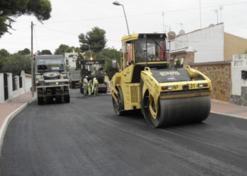 Adjudicadas las obras de asfaltado y de mejoras en itinerarios peatones y accesibilidad de Torrevieja