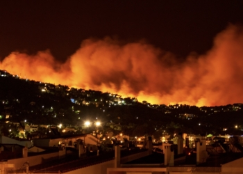 Un equipo de investigadores insta a la ciudadanía a prepararse para actuar frente a incendios forestales
