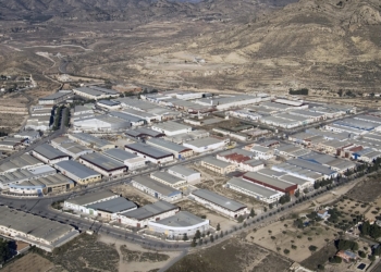 Elda continúa al frente de las ciudades españolas en las que la actividad del sector industrial tiene más peso en el mercado laboral