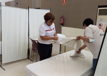 València habilita el CAES de la calle de Santa Cruz de Tenerife a las personas sin hogar ante la nueva ola de calor