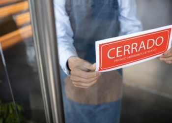 El comercio cerrará del 5 al 9 de septiembre por las Fiestas de Moros y Cristianos