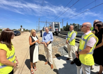 Infraestructuras concluye las obras de renovación de vía de Metrovalencia entre Torrent y Castelló y restablecerá el tráfico a partir del 1 de septiembre