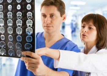 Sanidad amplía la atención al Código Ictus al ictus hemorrágico