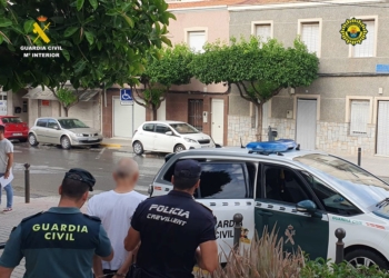 La Guardia Civil y la Policía Local de Crevillente detienen a un individuo por tráfico de drogas