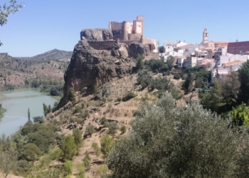 Cofrentes, belleza entre ríos