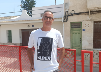 «Sacar el arte a la calle es la manera de conectarlo con la gente»