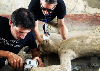 El primer análisis químico de los calcos de Pompeya con fluorescencia de rayos x confirma la muerte por asfixia