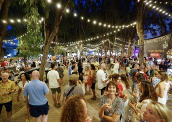 Más de 4.000 aficionados al vino y la gastronomía participan en el evento Albir Wine Lover 2023