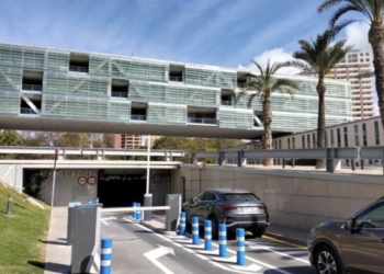 Benidorm amplía hasta el día 29 el plazo para solicitar el abono trimestral del parking público de l’Aigüera