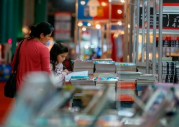 La Nucía lanza los bonos consumo para aliviar la vuelta al cole más cara de la historia