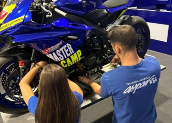 Escuela de Mecánica de Competición