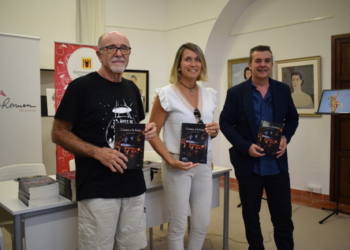 «Si quieres saber de qué está hecho un pueblo, examina su imaginario»