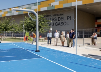 Las obras de la nueva pista polideportiva junto al pabellón Pau Gasol entran en su recta final