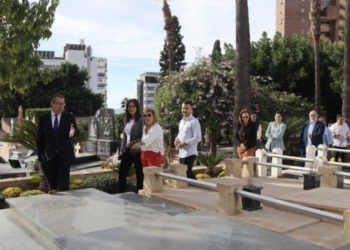 Benidorm pone a punto sus cementerios con la vista en la festividad de Todos los Santos