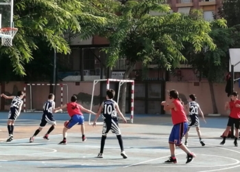 «La mejor postura es la que menos dura»