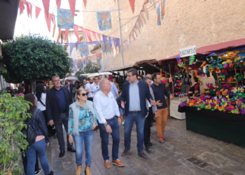 La Muestra de Empresas y el mercado medieval toman la calle