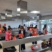 Alumnos de Primaria aprenden cocina internacional en el “Aula de Cuina”