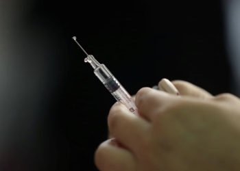 Jornada de vacunación sin cita previa de Covid y gripe en el Centro de Salud de l’Alfàs