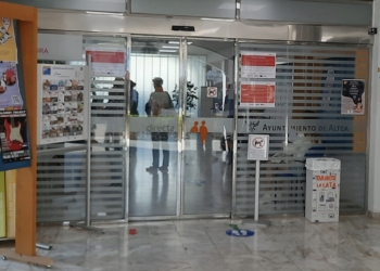 La OAC de Altea instaura el TPV para facilitar a la ciudadanía el pago de tasas