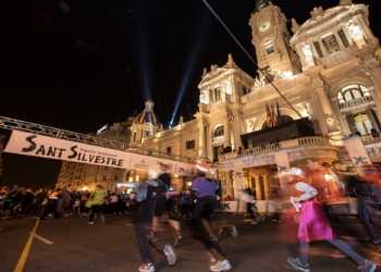 La San Silvestre Popular de València homenajea a Sorolla en el centenario de su muerte