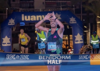 4.800 corredores participan en la Benidorm Half