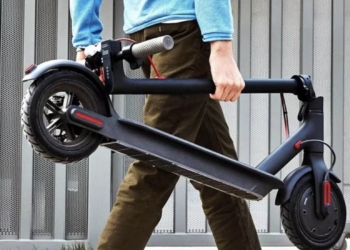 Renfe prohíbe el acceso de patinetes eléctricos en todos sus trenes