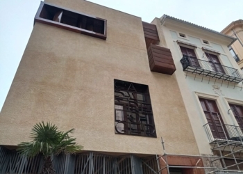 Finaliza la obra de rehabilitación y el nuevo edificio de La Casa del Relojero