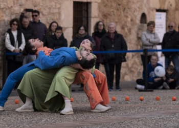 «Actuar en la calle es maravilloso porque sientes al público»