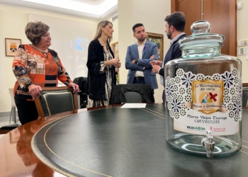 Las comparsas de Moros y Cristianos de Crevillent reciclan 7.300 kg de vidrio durante las fiestas