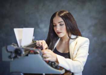 «Me hace mucha ilusión ser la voz de los autobuses»